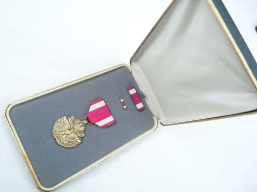 USA Meritorious Service Medal in presentation case, Vietnam War issue