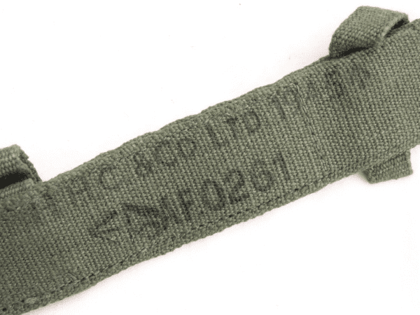 Webbing frog for No4, 5, 7, 9, SLR bayonets, jungle green, 1945 dated,  genuine