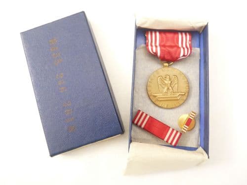 WW2 US Army Good Conduct Medal set in box of issue, WW2 issue