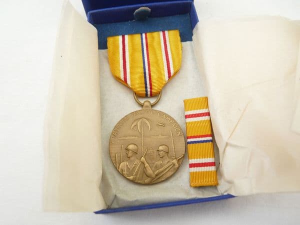 WW2 USA Asiatic-Pacific Campaign Medal boxed set, WW2 first issue **SOLD**