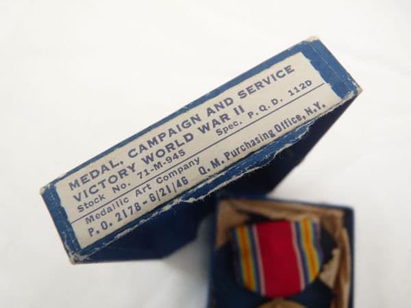 WW2 USA Victory Medal boxed set, 1946 dated /2