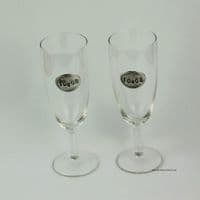 2 coupes à Champagne date poinçonnée sur étain ⬭