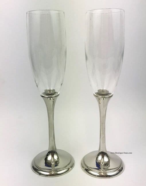 2 Coupes à Champagne en verre et pied en étain brillant