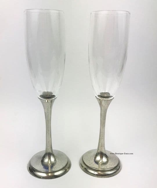 2 coupes à Champagne en verre et pied en étain mat