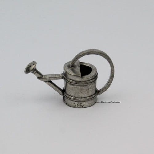 Arrosoir miniature en étain