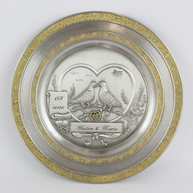 Assiette colombe pour mariage ou anniversaire de mariage.