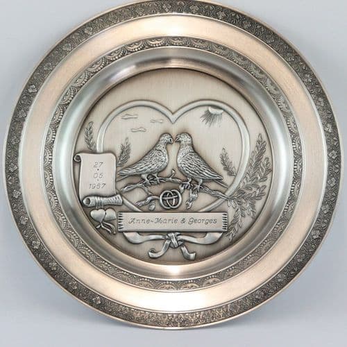 Assiette colombe pour mariage ou anniversaire de mariage.