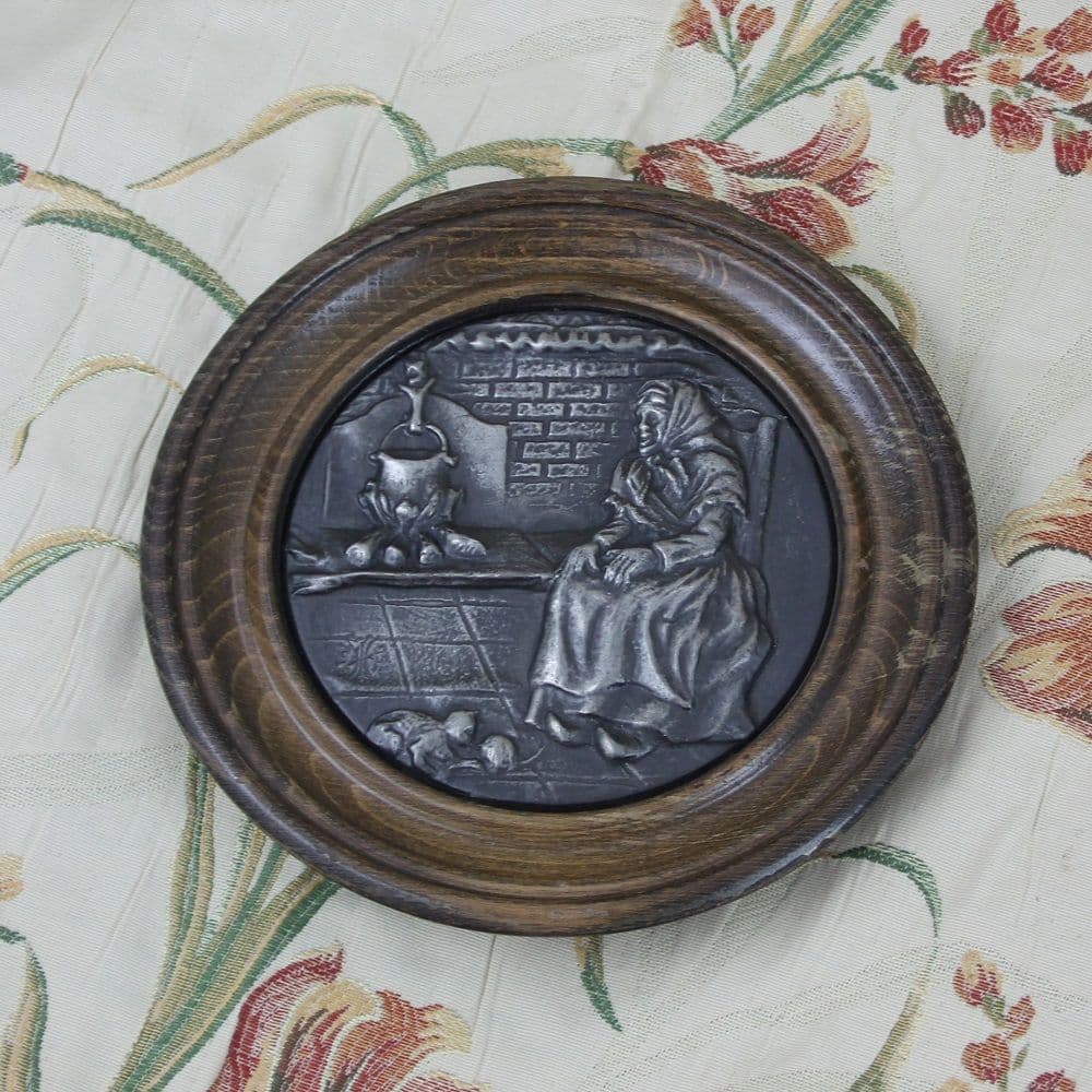 Tableau en bois et étain amazone cheval château étain du prince