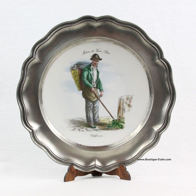 Assiette en étain le chiffonnier