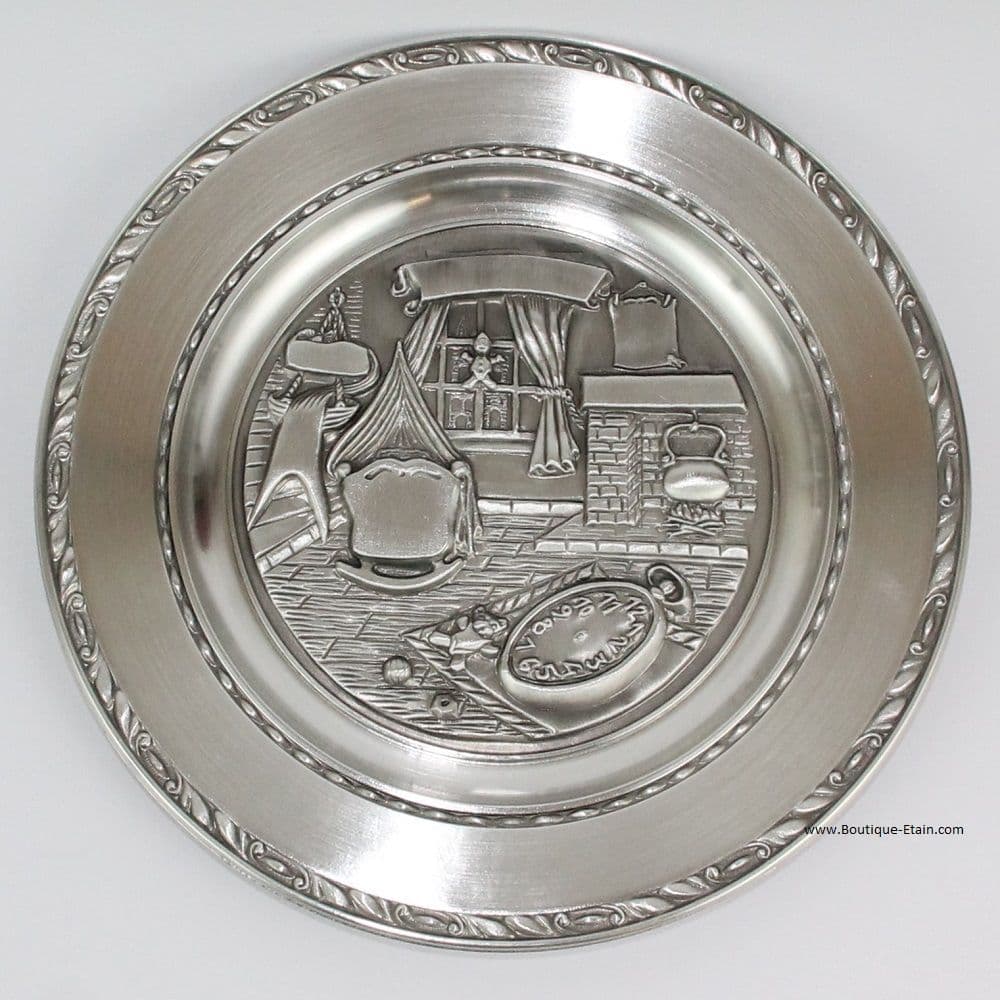 Assiette en étain à personnaliser pour naissance ou baptême