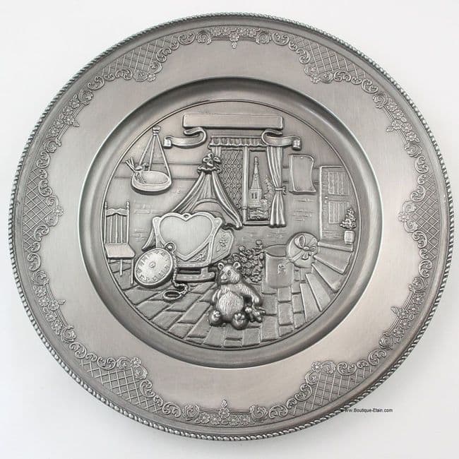 Assiette naissance en étain à graver