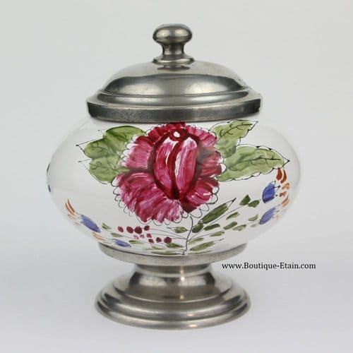 Boîte, pot en étain et faïence peint à la main