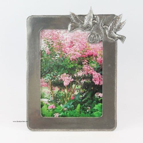 Cadre photo en étain décor couple de colombe Ht23cm