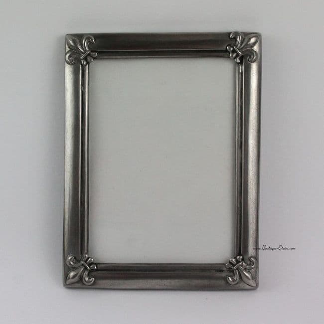Cadre photo fleur de Lys en étain