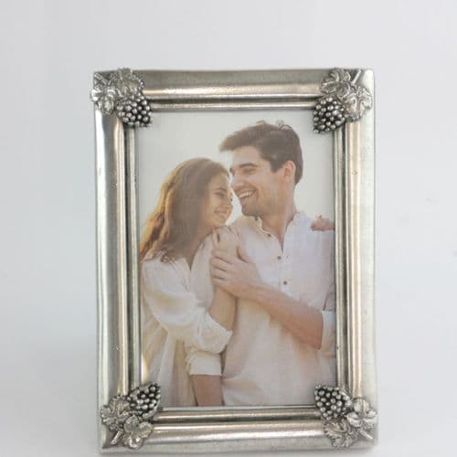 Cadre photo motif raisin en étain