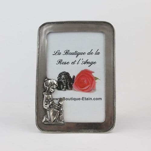 Cadre photo à poser en étain motif communiante Ht17cm