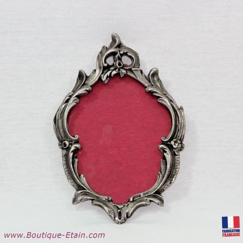 Cadre photo style ancien "Renaissance" en étain Ht18cm