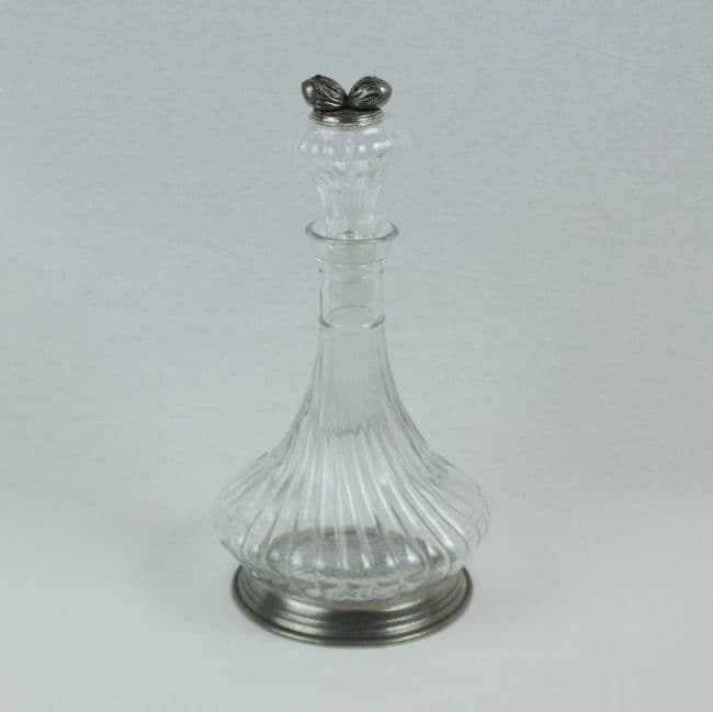 Carafe en verre et bouchon noisette en étain