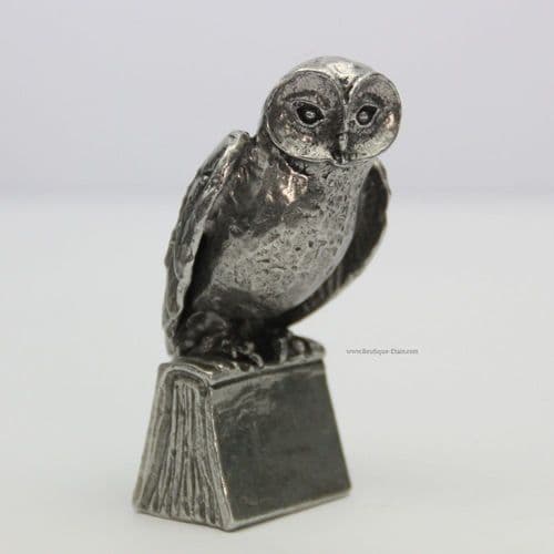 Chouette hulotte chat-huant sur livre en étain H:8cm