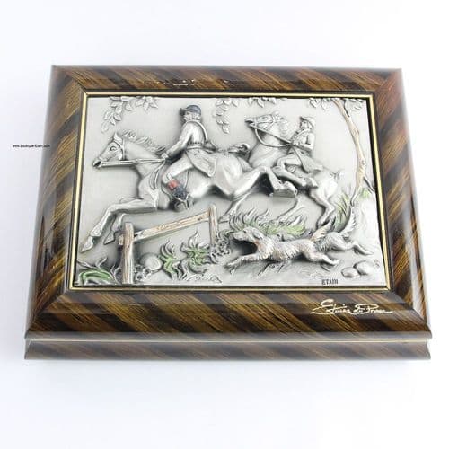 Coffret thème chasse en étain