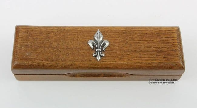 Coffret thermomètre décor fleur de Lys en étain