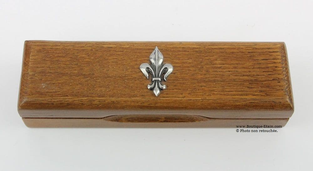 Coffret thermomètre décor fleur de Lys en étain