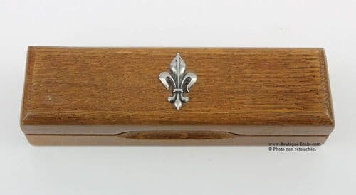 Coffret thermomètre décor fleur de Lys en étain