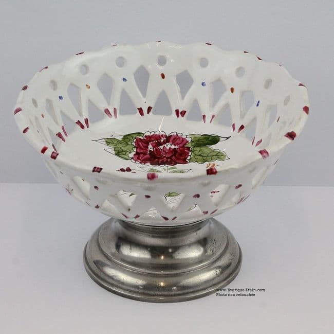 Coupe en faïence et étain décor strasbourgeois