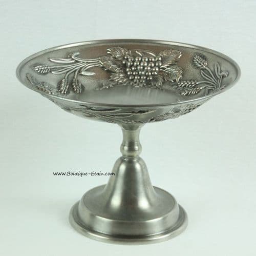 Coupe en étain sur pied motif raisin