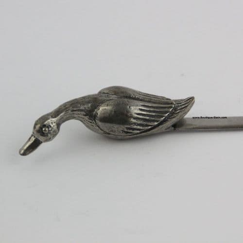 Coupe papier, ouvre lettres canard en étain