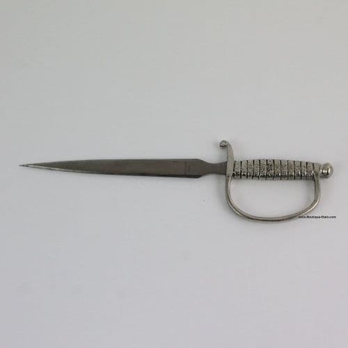 Coupe-papier ouvre-lettres épée en étain dans coffret