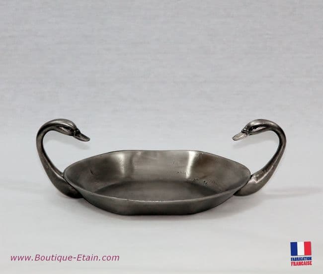 Coupes style bourguignonne en étain décor Cygnes