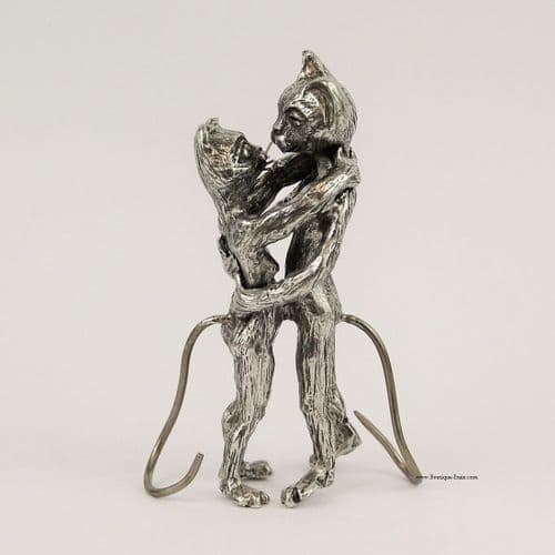 Couple de grand chats en étain "Le slow"