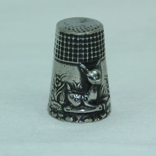 Dé à coudre de collection Bambi, faon en étain