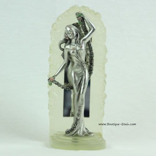 DESTOCKAGE -40% Figurine jeune femme en étain "La Florentine et la guirlande de fleurs"