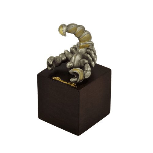 DESTOCKAGE -40% Figurine zodiacale Scorpion en étain sur socle bois