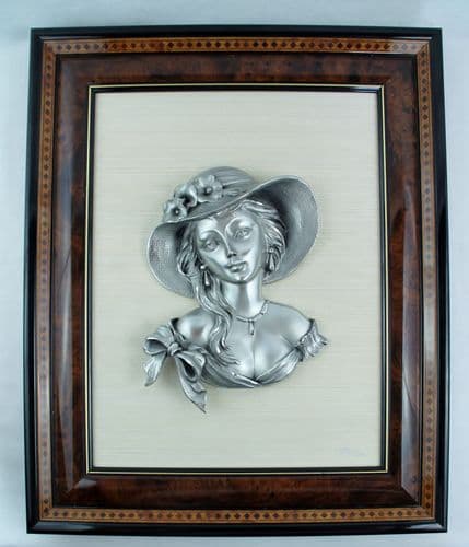 DESTOCKAGE -40% Tableau en étain buste de femme au chapeau