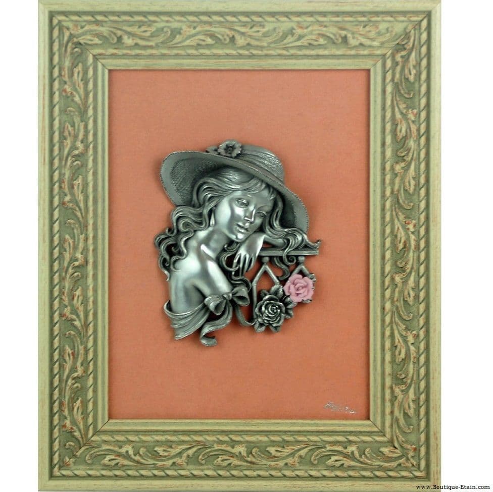 DESTOCKAGE -40% Tableau en étain et porcelaine Jeune femme à la rose