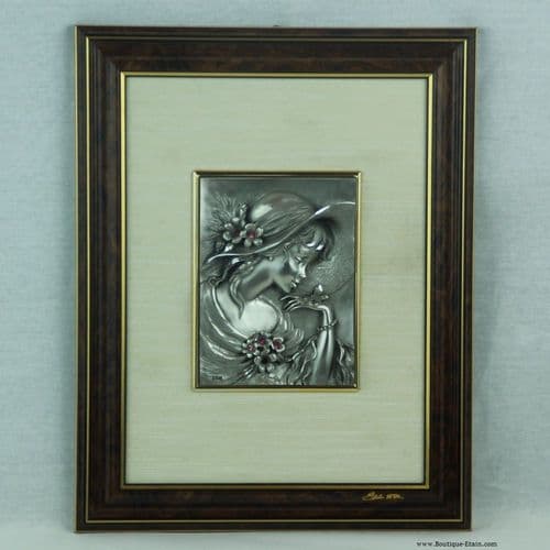 DESTOCKAGE -40% Tableau Jeune femme en étain