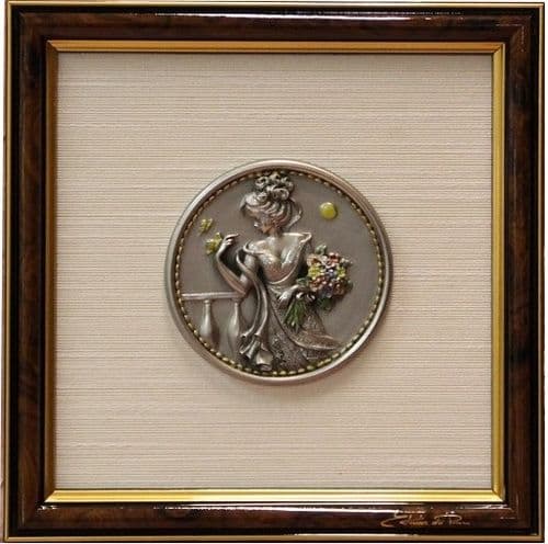 DESTOCKAGE -40% Tableau jeune femme sur sa terasse en étain