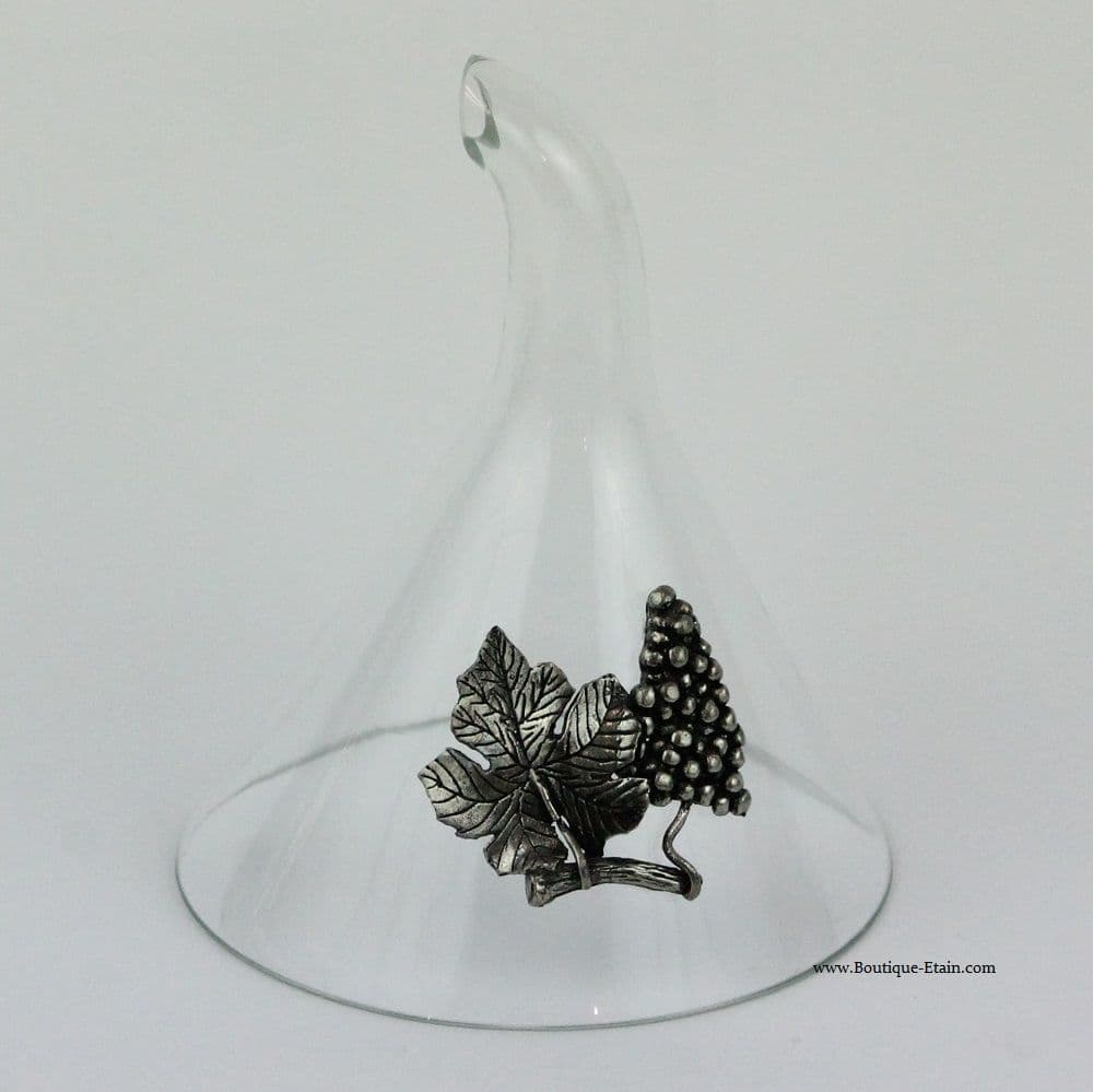 Entonnoir à décanter en verre et étain motif grappe de raisin