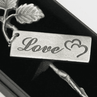 Etiquette Love en étain