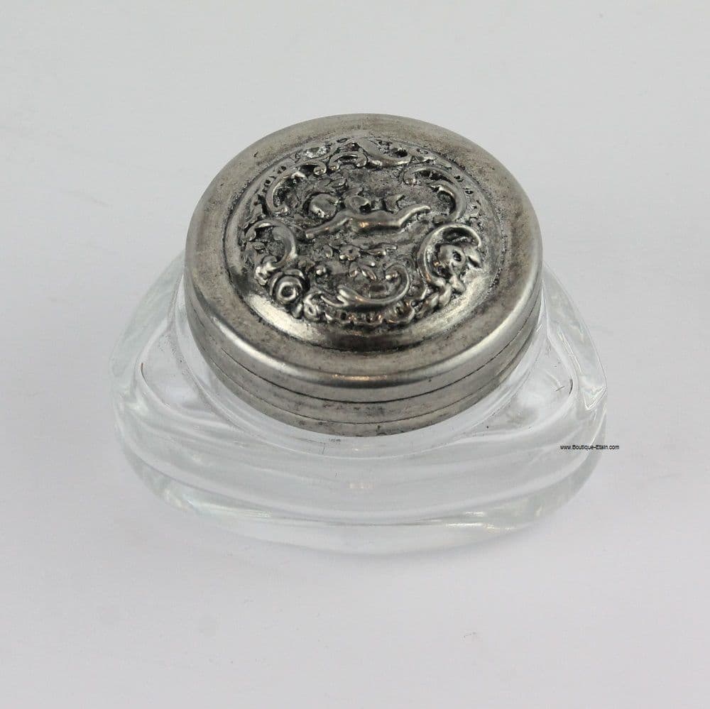 Flacon, boîte triangulaire ange en étain