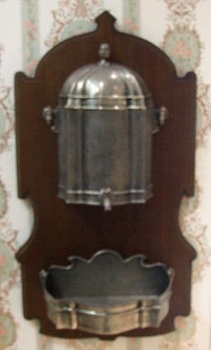 Fontaine des étains à la Rose