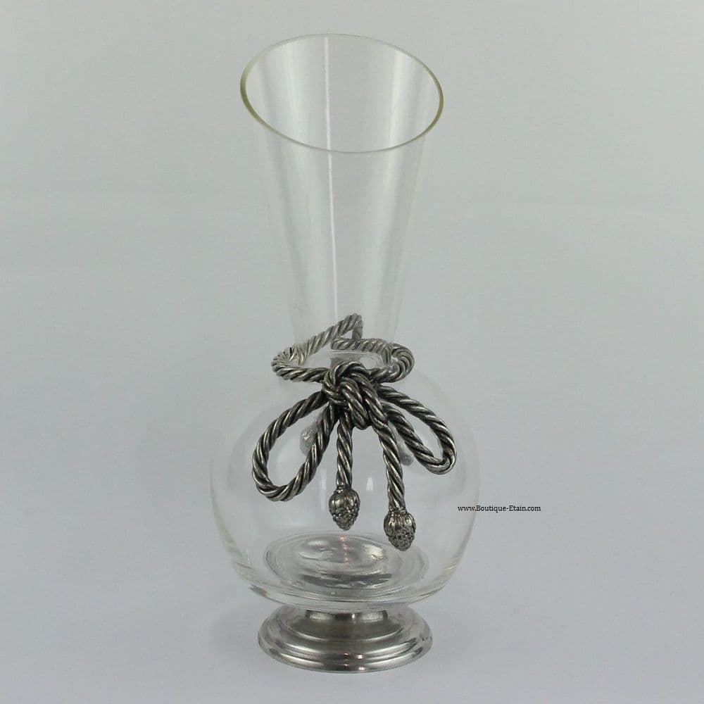 Grand vase décor nœud en étain H 28cm