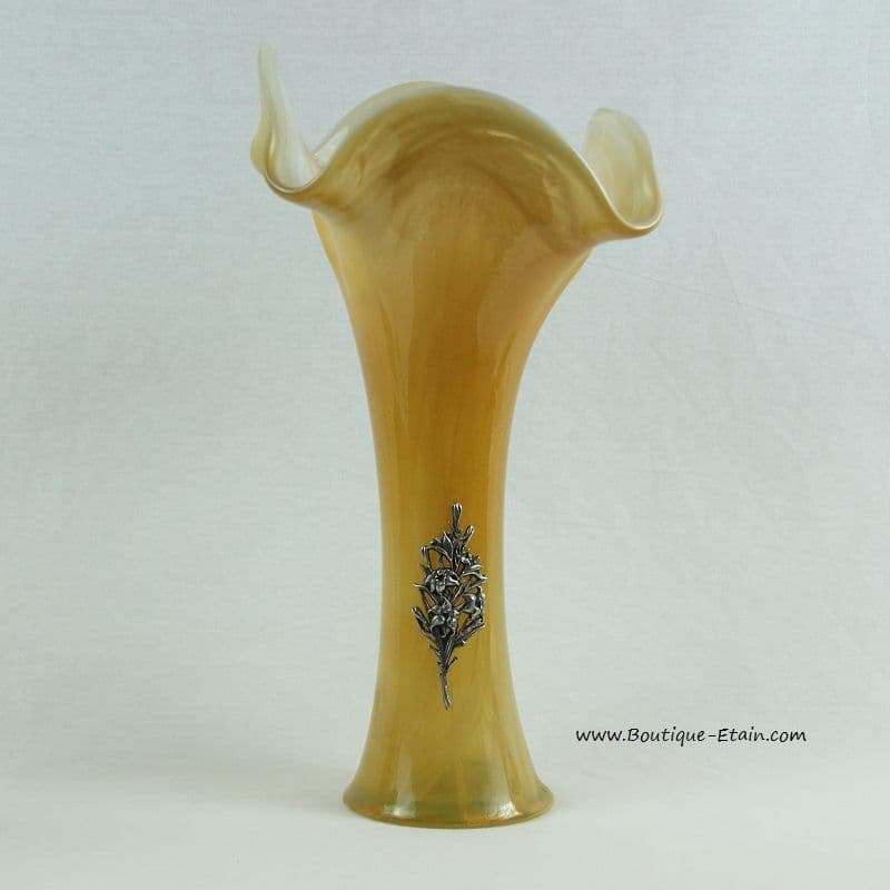 Grand vase ondulé orange, et étain.