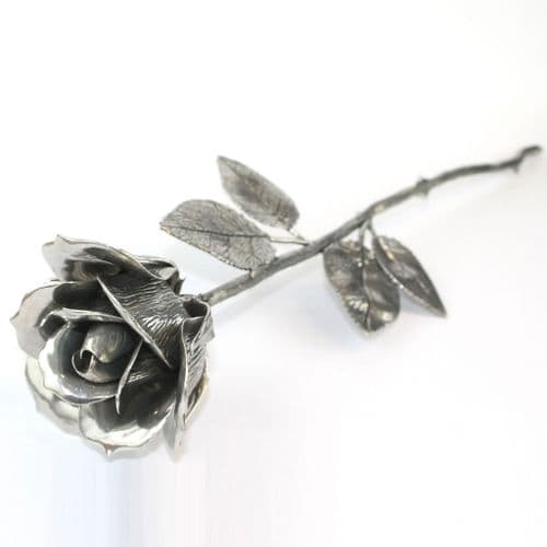 Grande rose en étain brillant 40cm