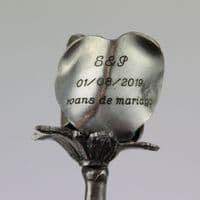Grande rose en étain avec pétale gravée  pour Noces d'étain