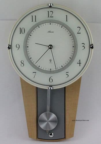 Horloge pendule à balancier style moderne