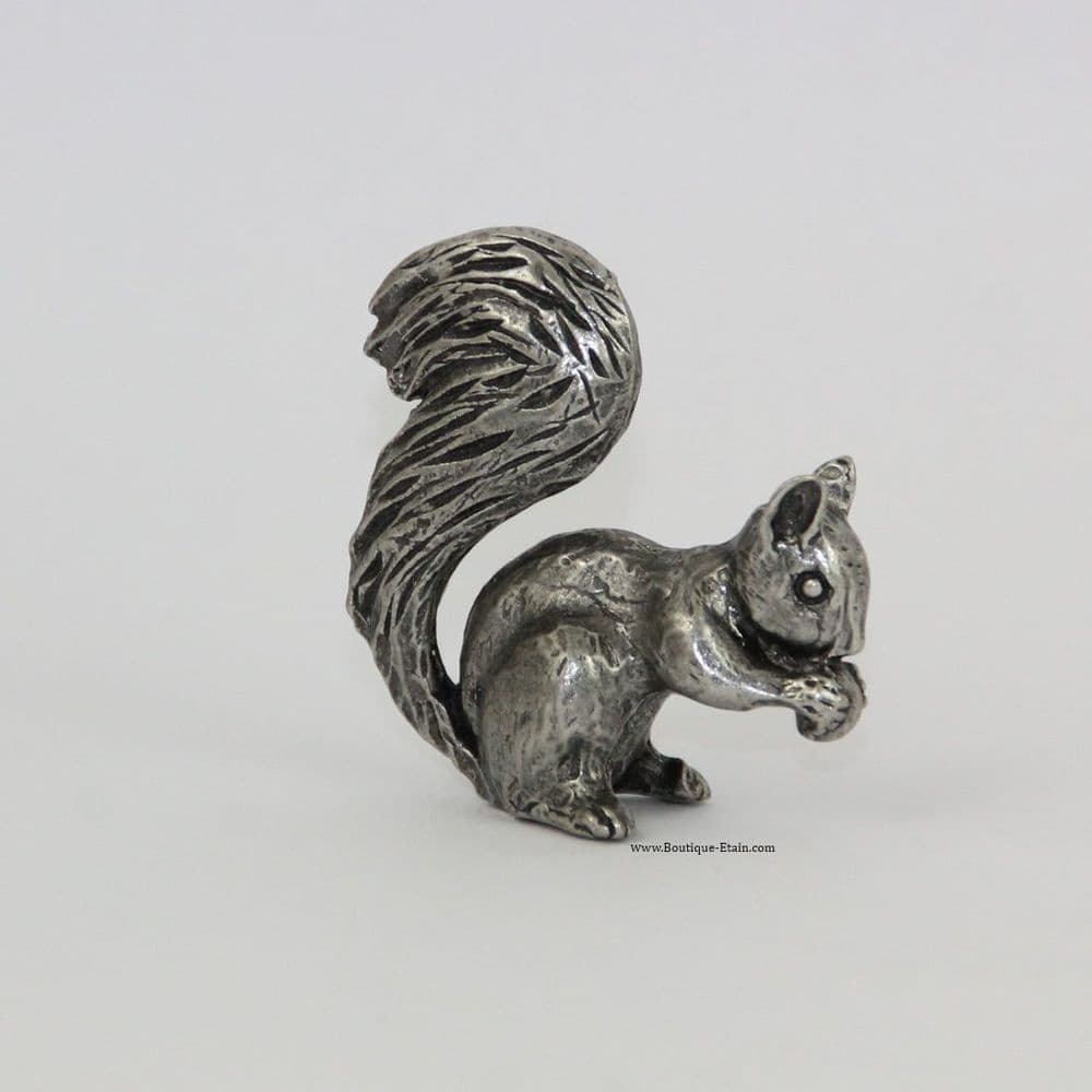 l'écureuil en étain miniature à collectionner